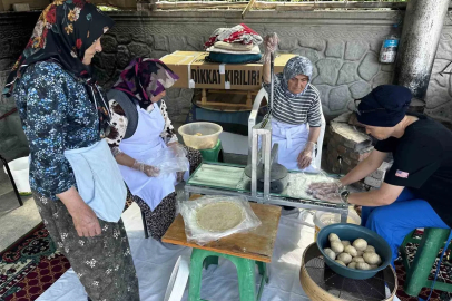 Tarihi değirmen kadınların emeğiyle üretim merkezine dönüştü
