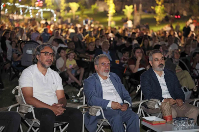 Talas’ta açık hava sinemasında ‘Asırlık Gece’ heyecanı
