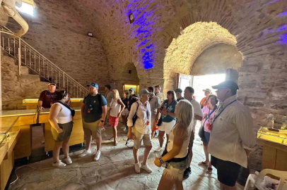 Kuşadası’ndaki Deniz Ticaret Tarihi Sergi Alanı’na yaz döneminde yoğun ilgi
