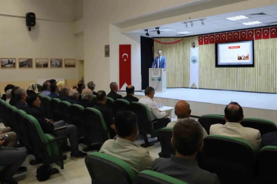 Bayburt’ta okul müdürleri yeni eğitim öğretim yılı için toplandı
