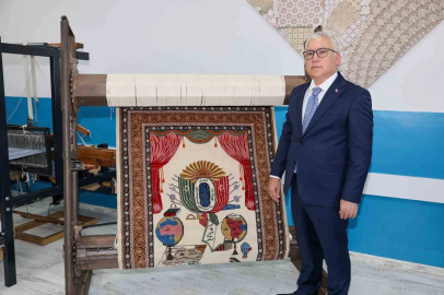 Yetimlerin 104 yıllık emaneti Misak-ı Milli Halısı yeniden dokundu
