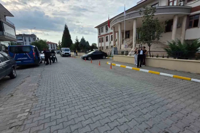 Sakarya’da tartıştığı eşini bıçaklayan şahıs tutuklandı

