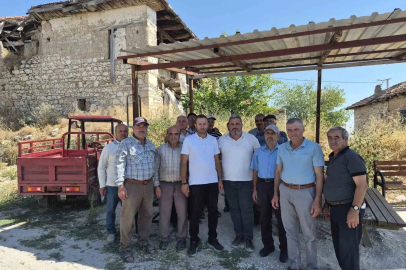 Uşak İl Tarım ve Orman Müdürlüğü personelleri üreticilerle bir araya geldi
