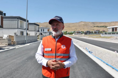 Başkan Çolakbayrakdar: "Yatay mimariyle gelişen Ertuğrulgazi’ye konforlu ulaşım kazandırıyoruz"
