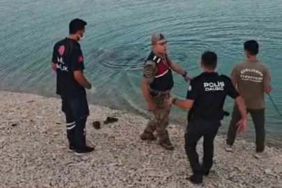 Yüzmek için girdiği Atatürk Barajında boğuldu
