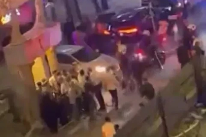 Küçükçekmece’de düğünde çıkan kavga sokağa taştı
