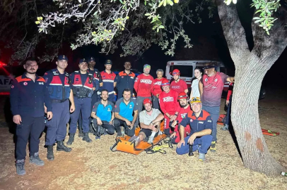 Likya yolunda mahsur kalan turist ekiplerce kurtarıldı
