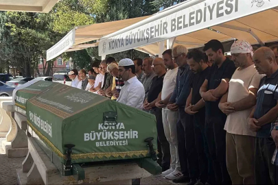 Kazada hayatını kaybeden yaşlı çift son yolculuklarına uğurlandı
