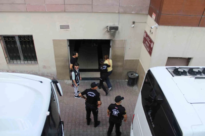 Kayseri’deki yeni nesil suç örgütü operasyonunda gözaltına alınan 32 şüpheli adliyede

